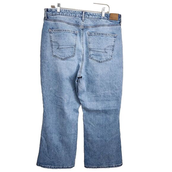 AMERICAN EAGLE Curvy '90s Bootcut Jeans Split Hem Seam Light Wash SZ 18S Short - Picture 6 of 14